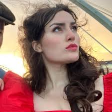 Hallie Nolan Bleisch (@halliebleisch)