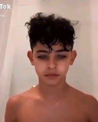 Nadia Bari (nourimen9271)