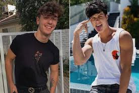 He posts fresh content and is also strategic and has maintained a decent level of consistency in his tiktok profile. Influencer Tiktok Dituntut Pidana Setelah Adakan Pesta Besar Di Tengah Pandemi Covid 19 Halaman All Kompas Com