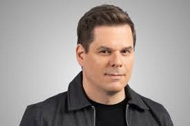 Cora Koenig's Instagram, Twitter & Facebook