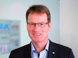 Composites Navigator