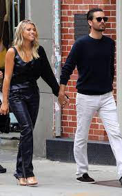 Amelia hamlin and sofia richie run in the same circles in hollywood and were pictured together here in february 2020. Scott Disick And Sofia Richie Break Up Look Back At Their Love Story E Online Deutschland
