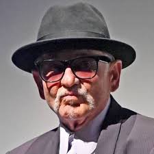 He has claimed to be as. Joe Pesci Bio Age Net Worth Height Single Nationality Body Measurement Career