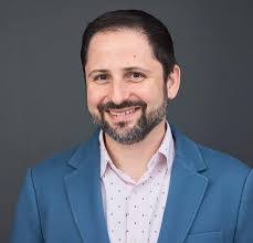 Marcia Hatch's Instagram, Twitter & Facebook