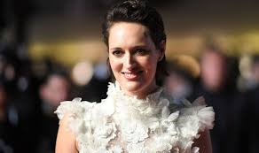 Niiice, glad to hear an update on this! shared one fan as another added: Harry Styles And Phoebe Waller Bridge Why Is Fleabag Star In New Music Video Music Entertainment Express Co Uk