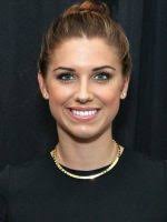 İnegöl turgutalp anadolu lisesinden mezundur. Bensu Soral Height Weight Size Body Measurements Biography Wiki Age