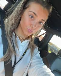 hii I'm kk from belmar Nj and I'm fully committed to penn state yet, but  it's my top choice and I'm looking to commit soon. A little abt me is I'm  the