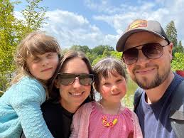 Fundraiser by Angelina Reilly-Szostak : Bacteriophage Therapy to Cure Bee's  chronic UTIs