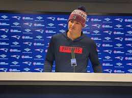 Drake Maye COULD be the FIRST QB since 2011 Drew Brees to lead NFL in  completion pct & passing yards. 👀 🫣