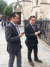 Perhimpunan pagi tadi turut dihadiri pesuruhjaya tinggi new zealand ke malaysia, hunter nottage. Mengapa Enam Pegawai Kedutaan Malaysia Hadir Pengurusan Saman Sr