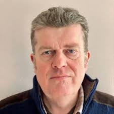 Colette Kemp's Instagram, Twitter & Facebook