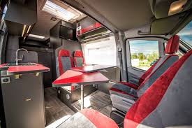 Voiture bus vw van vw véhicules affichage. Tres Beau Fourgon Amenage Vw Crafter Le Monde Du Camping Car Facebook
