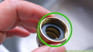 Dual threaded kitchen adapter to garden hose not every faucet is built the same. How To Attach A Garden Hose To A Kitchen Faucet 10 Steps