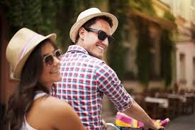 Le panama est un chapeau à la fois élégant et décontracté. Porter Un Chapeau D Ete Pour Avoir Un Look Branche