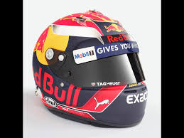 The helmet has the honda and #unleashthelion logo on top and the number 33 on the spoiler. Max Verstappen Helmet Season 2017 Red Bull Racing Max Verstappen Helmet