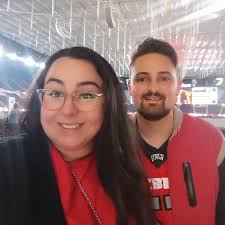 Ian and Jayme Riley (@brokecoupleadventurers) • Instagram photos and videos