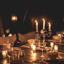 Every year around christmas time, the farmer's museum in cooperstown, new york puts on a candlelight evening. Scarabeo Camp On Instagram Evening Stories Candlelight Dinner Atmosphere Lanterns Ca Candle Light Dinner Romantic Surprises For Him Anniversary Crafts