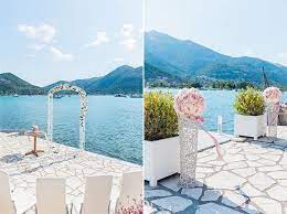 Vintage Beach Wedding In Lefkada Jo Rich Chic Stylish Weddings Vintage Beach Weddings Seaside Restaurant Vintage Beach