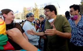 24/11/2020 | anoche, en un nuevo capítulo de a esta hora se improvisa, estuvo invitado el alcalde de recoleta, daniel jadue, quien conversó de varios temas. Nueva Encuesta Data Influye Muestra A Daniel Jadue A La Cabeza De Las Preferencias Presidenciales Superando A Lavin Revista De Frente