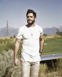This list of current male country singers features young, rising stars, like tyler rich and jordan davis, as well as famous country music legends, like george strait and blake shelton. Hot Male Country Singers 2018 Popsugar Celebrity