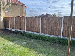Old fencing cleared away and new fence installed this week in Harrow the client opted for 5ft brown close board panels set on 12” concrete gravel boards with concrete slotted posts. A