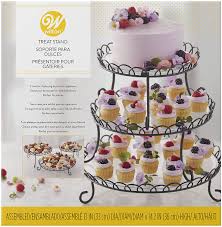It can be used for everything from parties and weddings to weekend get togethers. The Best Three Tier Serving Tray July 2021