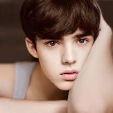 Just found this YOUTUBE comment about the original gimme more mv