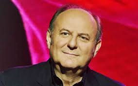 We did not find results for: Gerry Scotti Saluta Il Suo Collaboratore Storico L Emozione Segna Il Suo Viso
