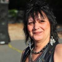 Kim Alaimo's Instagram, Twitter & Facebook