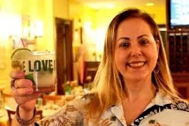 Ela chegou com US$ 200 a NY e hoje fatura US$ 2,5 mi com picanha e mandioca 