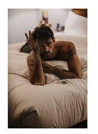 pin by rebeca watson on anos 60 photography poses for men poses for men beautiful men faces