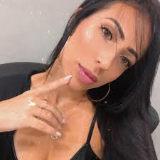 Stream Rafaela Dias de Carvalho music
