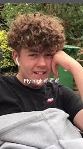 Ollie Forbes's Instagram, Twitter & Facebook