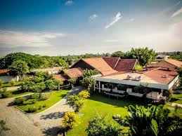 Find what you need at booking.com, the biggest travel site in the world. Ecole D Hotellerie Et De Tourisme Paul Dubrule Siem Reap Cambodge Tarifs 2021 Mis A Jour Et Avis Chambre D Hotes Tripadvisor