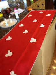 The Creative Diy Mom May 2013 Cute Table Runners For Mickey Mouse Party Mickey Mouse Birthday Party Mom Diy Mickey Mouse Bday