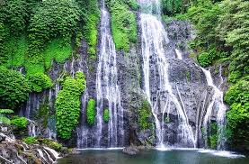 Si vous cherchez l'endroit idéal pour échanger des vœux, nous offrons un élégant décor somptueux et un service cinq étoiles pour créer le. Voyage De Noces A Bali