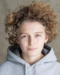 Vic the Viking and the Magic Sword ( 2019 )