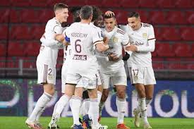 Flight info notes on bordeaux to rennes. Ligue 1 Bordeaux Se Relance Et Plonge Rennes Dans Le Doute Hatem Ben Arfa Buteur L Equipe