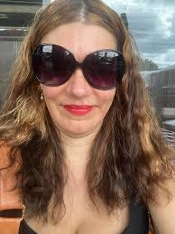 Janet Colombo's Instagram, Twitter & Facebook