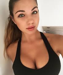 Bella Richard (@BellaRi21958199)