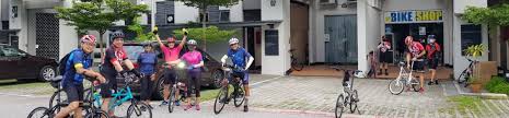 Small enough to fit under a train seat and big enough to fill your ambitions of freedom. Dahon Boardwalk My Bike Shop Singapore