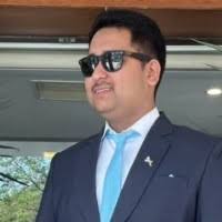 20+ Profile mit dem Suchbegriff „Trehan“