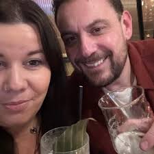 Vicki Saunders (@hunimonster)