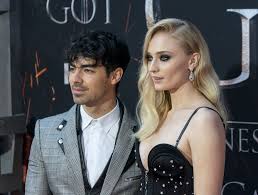 Joe jonas and sophie turner's relationship is a master class in keeping things private. Height Nothing But A Number For Sophie Turner And Joe Jonas