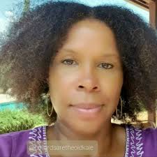 Robin Sparks's Instagram, Twitter & Facebook