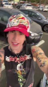 Jake Wellington's Instagram, Twitter & Facebook