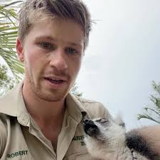 The gang is back together 🤝