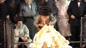 Image result for Toldos avrohom yitzchok bonfire