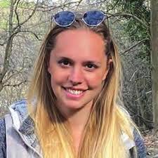 Die Studienabgänger/innen 2021 der HES-SO Valais-Wallis Drei Forschende  stellen innovative Projekte vor Begehrte Bachelordiplom