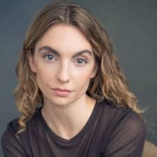 Carey Dodd's Instagram, Twitter & Facebook